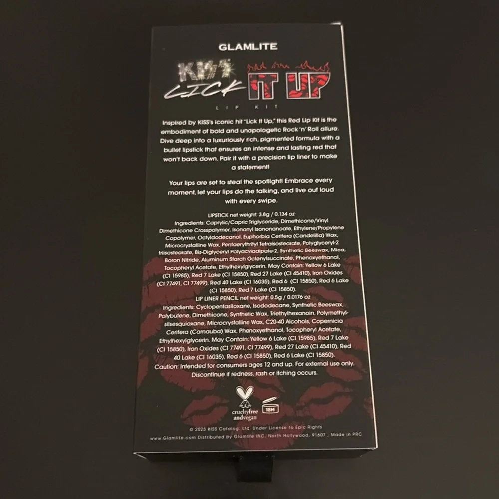 KISS‎ x Glamlite 